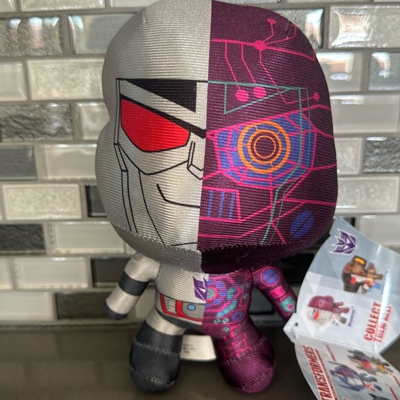 Transformers More Than Meets The Eye Plush Set Of 5 Metallic Limited Edition NEW - Picture 4 of 15